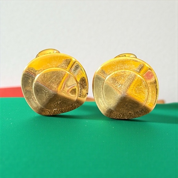 Vintage Monet Sculptural Gold-Tone Clip-On Earrings - Picture 1 of 9